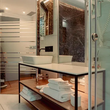 Grandi 32 Boutique Ξενοδοχείο με διαμερίσματα 4*