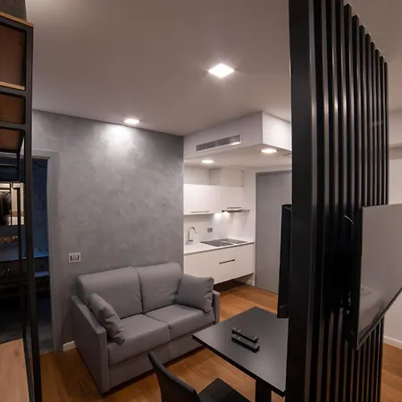 Grandi 32 Boutique Aparthotel Segrate