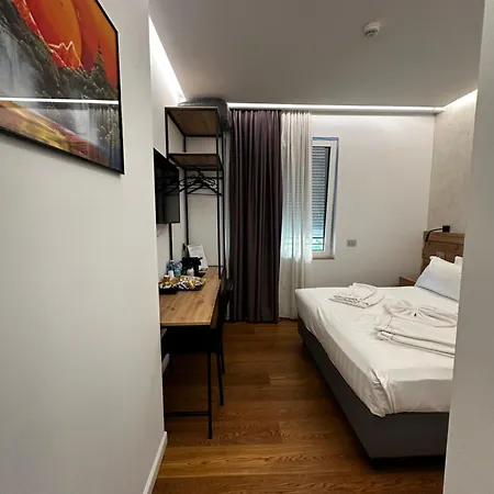Grandi 32 Boutique