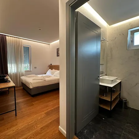 Grandi 32 Boutique Aparthotel