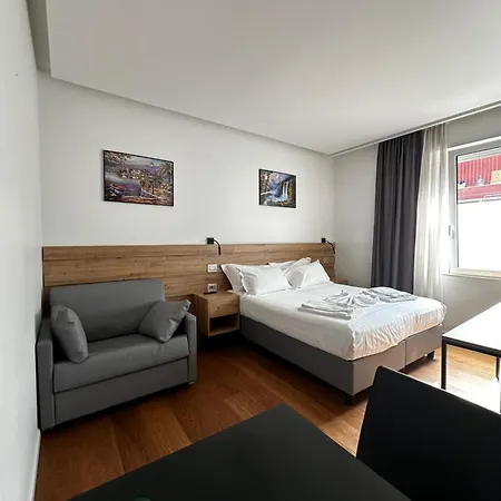 Grandi 32 Boutique Aparthotel *