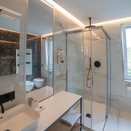 Grandi 32 Boutique Aparthotel *