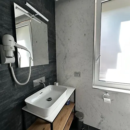 Grandi 32 Boutique Aparthotel *