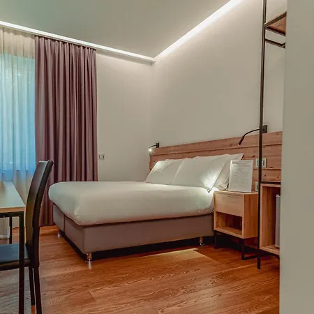 Aparthotel Grandi 32 Boutique 4*